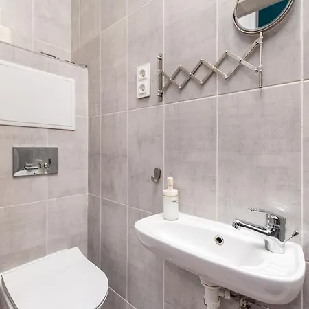 Apartment Chmielna 73c A-b By Homeprime *