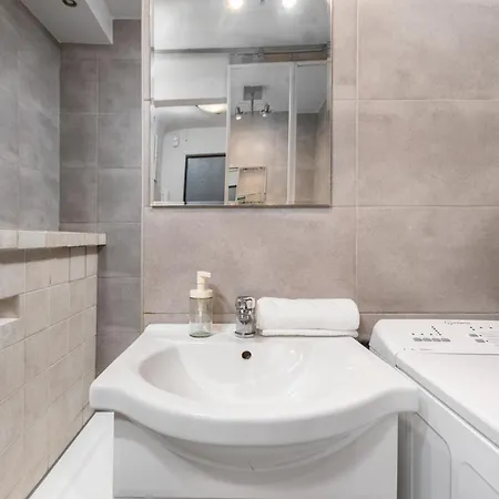 Apartment Chmielna 73c A-c By Homeprime